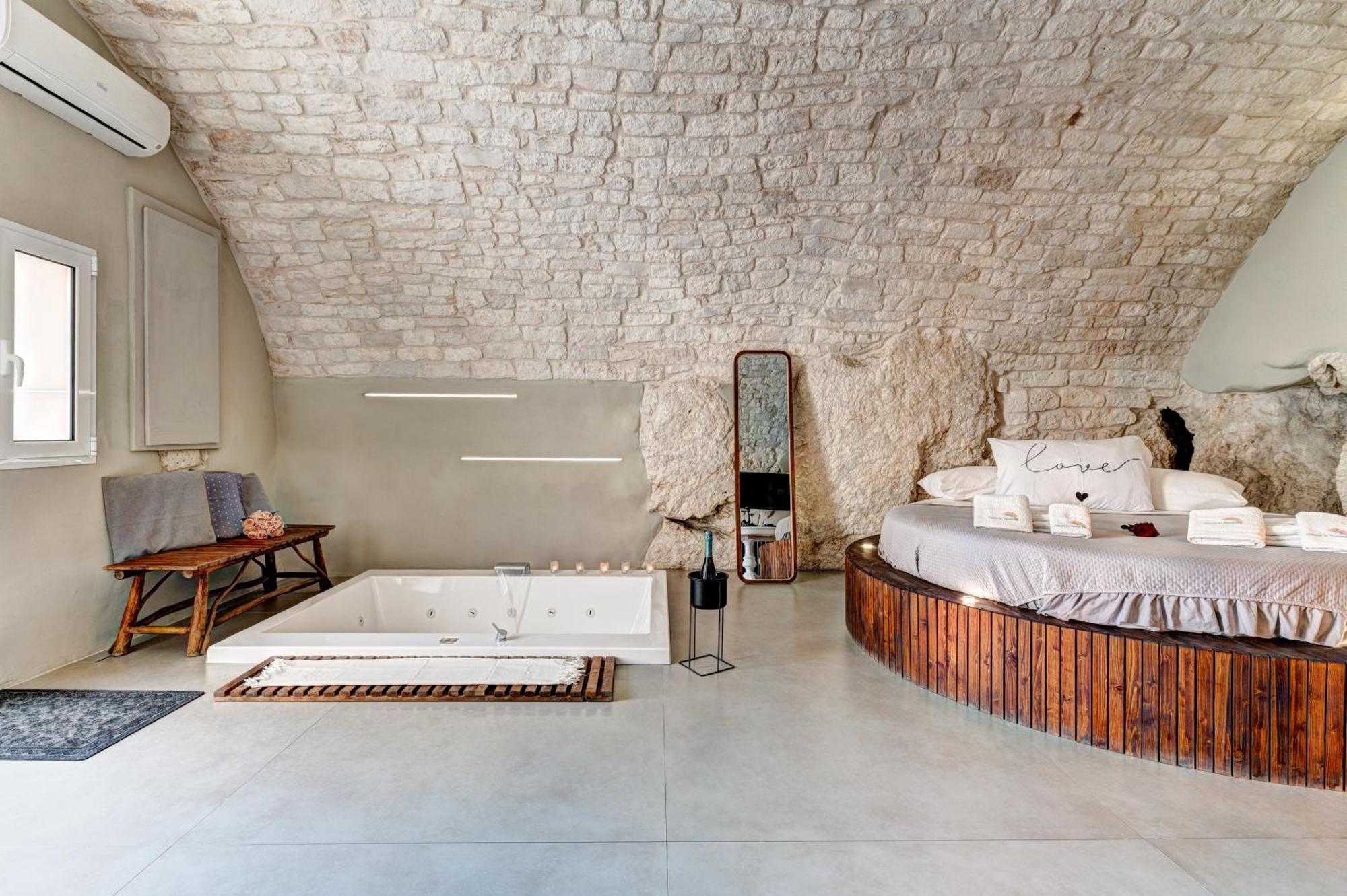 Malolu Luxurysuite Ostuni Exterior photo