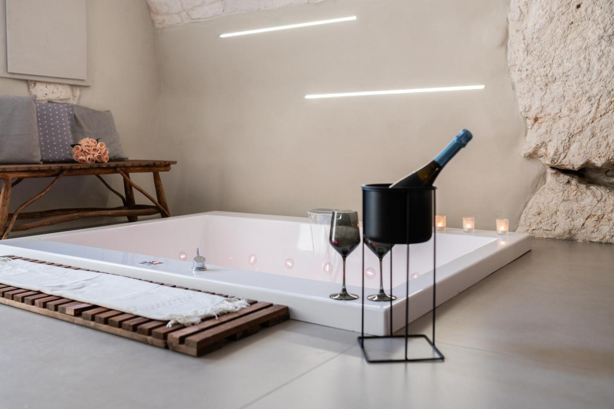 Malolu Luxurysuite Ostuni Exterior photo